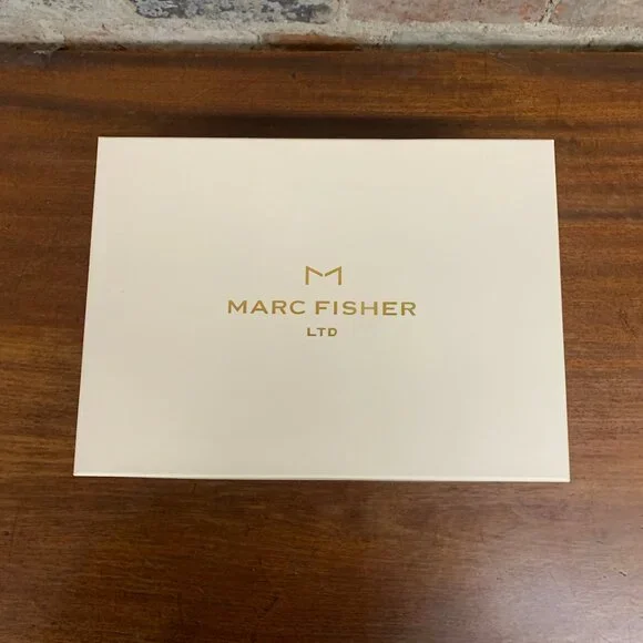 Marc Fisher - Picture 6 of 7
